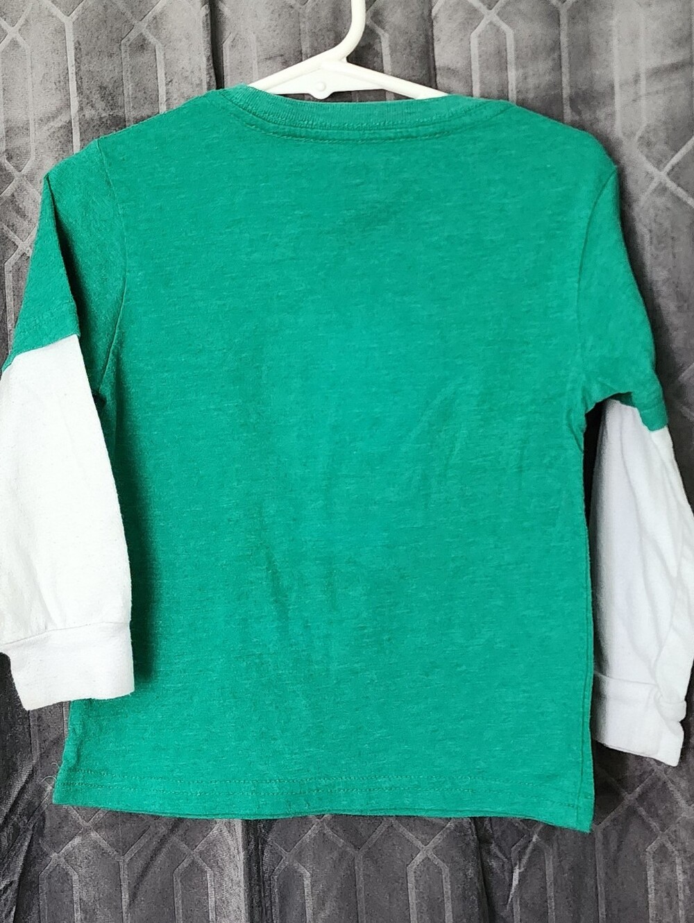 Despicable Me Christmas T-Shirt 3T - Picture 2 of 3